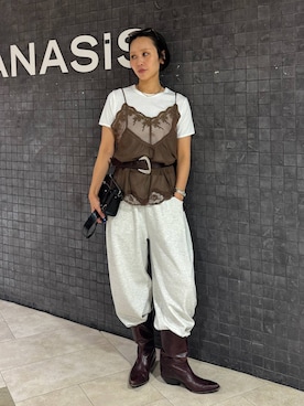 「JEANASIS（ジーナシス）のSuperiorコットンフライスTEE SS/666094（Tシャツ/カットソー、ホワイト系）」を使った、おねさん（レディース・166cm）の夏コーディネート
