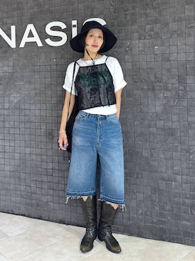 「JEANASIS（ジーナシス）のPlayfulカラーグラフィックプリントTEE/1043150（Tシャツ/カットソー、ホワイト系）」を使った、おねさん（レディース・166cm）の夏コーディネート