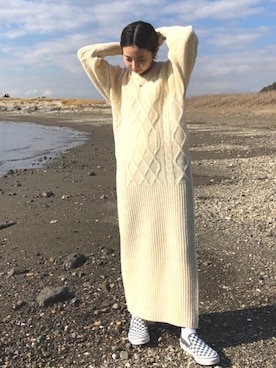 「ゆるニット」｜「アイテム（スリッポン）」を使った、bebeさん（レディース・153cm）の冬コーディネート