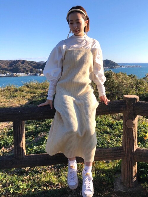 Bebe Nikeのスニーカーを使ったコーディネート Wear