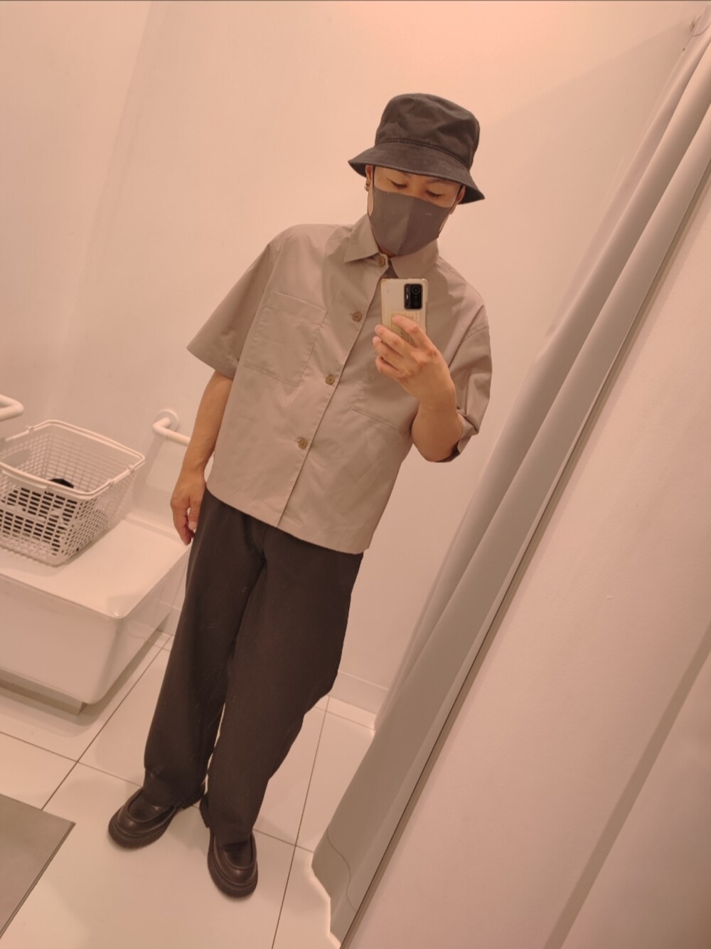 「fastfashion」｜「UNIQLOのアイテム（ハット、ブラック系）」を使った、💯さん（メンズ・172cm）の夏コーディネートの1枚目の写真