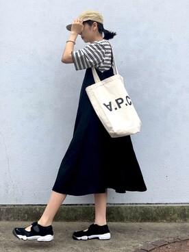 キャップを使った 黒ワンピ の人気ファッションコーディネート Wear