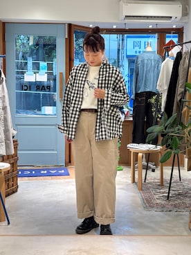 「アイテム（チノパンツ）」を使った、PAR ICIさん（レディース・153cm）の秋コーディネート