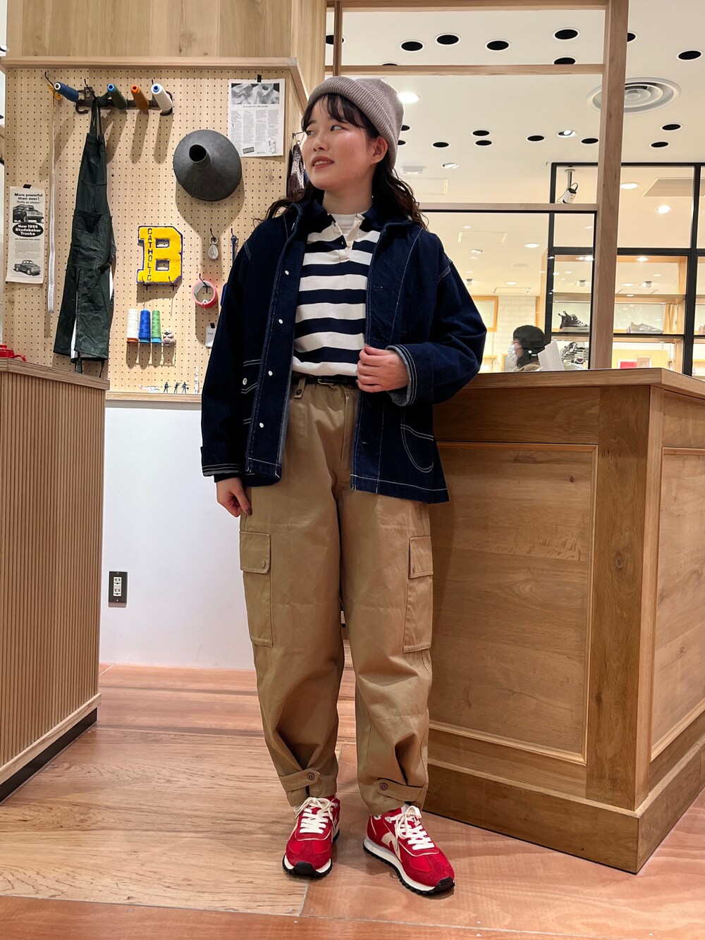 カバーオールを使った「丸襟」の人気ファッションコーディネート - WEAR