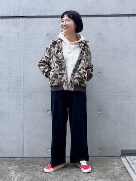「アイテム（パーカー）」を使った、PAR ICIさん（レディース・160cm）の秋コーディネート