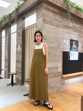 「Lee（リー）のアイテム（ワンピース）」を使った、山口悠さん（レディース・160cm）の夏コーディネート