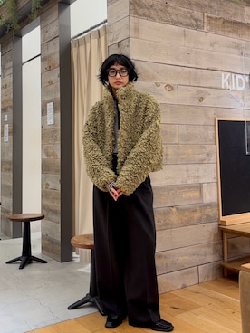 「アイテム（その他アウター）」を使った、山口悠さん（レディース・160cm）の秋コーディネート