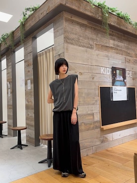 「160cm」｜「アイテム（アクセサリー）」を使った、山口悠さん（レディース・160cm）の夏コーディネート