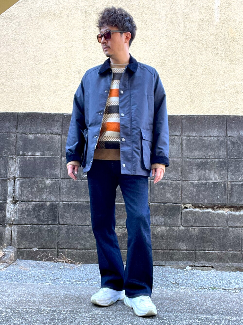 「ZARA、バブアー、barbour」｜「ZARAのアイテム（ジャケット/アウター、ブルー系）」を使った、Munehiro.Tさん（メンズ・170cm）の冬コーディネートの1枚目の写真