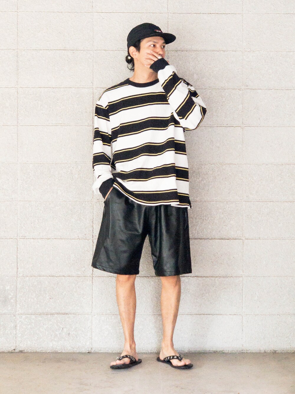 Hayatoさんの「ROOPTOKYO by Hayato Fake Leather Wabbing Shorts（ROOP TOKYO by Hayato）」を使ったコーディネートの1枚目の写真