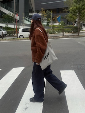 「アイテム（ムートンコート）」を使った、narumiさん（レディース・168cm）の秋コーディネート