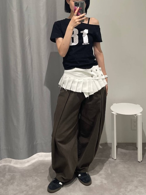 3.3 Field Trip／タックバルーンパンツ