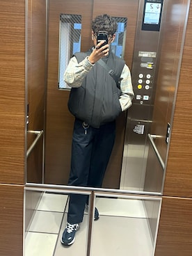 「アイテム（チノパンツ）」を使った、もんぎ たっくとさん（メンズ・177cm）の冬コーディネート