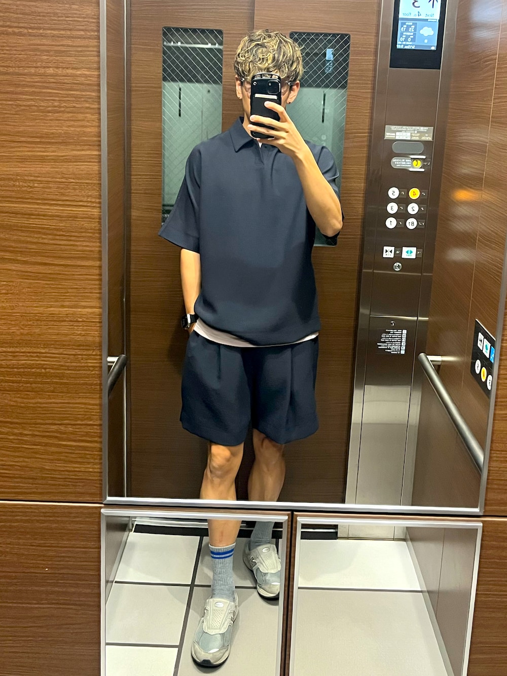 「ご近所コーデ、オトナカジュアル」｜「UNITED ARROWS & SONS by DAISUKE OBANAの＜D.O UNITED ARROWS BY DAISUKE OBANA＞Ⅰ D/SSL PL SHIRT/ポロシャツ（ポロシャツ、ブルー系）」を使った、もんぎ たっくとさん（メンズ・177cm）の春コーディネートの1枚目の写真