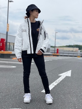 「AVIREX（アヴィレックス）の【AVIREX FLYER'S】WOMENS/フライトジャケット ウェザーウォッチャー/FLIGHT JACKET WEATHER WATCHER/AF（ミリタリージャケット）」を使った、Yasさん（レディース・156cm）の夏コーディネート