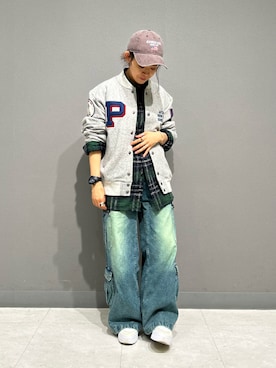 「アイテム（デニムパンツ、グリーン系）」を使った、Yasさん（レディース・156cm）の秋コーディネート