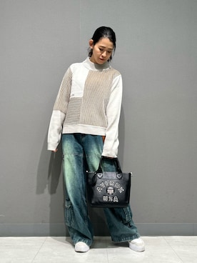 「アイテム（デニムパンツ、グリーン系）」を使った、Yasさん（レディース・156cm）の秋コーディネート