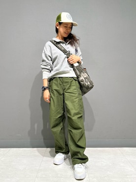 「アイテム（カーゴパンツ）」を使った、Yasさん（レディース・156cm）の秋コーディネート
