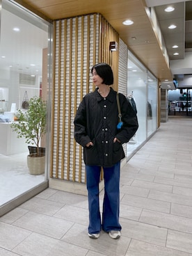 「アイテム（その他アウター）」を使った、イワサキ カオリさん（レディース・167cm）の秋コーディネート