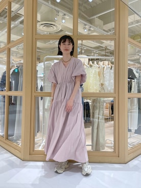 「アイテム（ワンピース、ピンク系）」を使った、イワサキ カオリさん（レディース・167cm）の春コーディネート