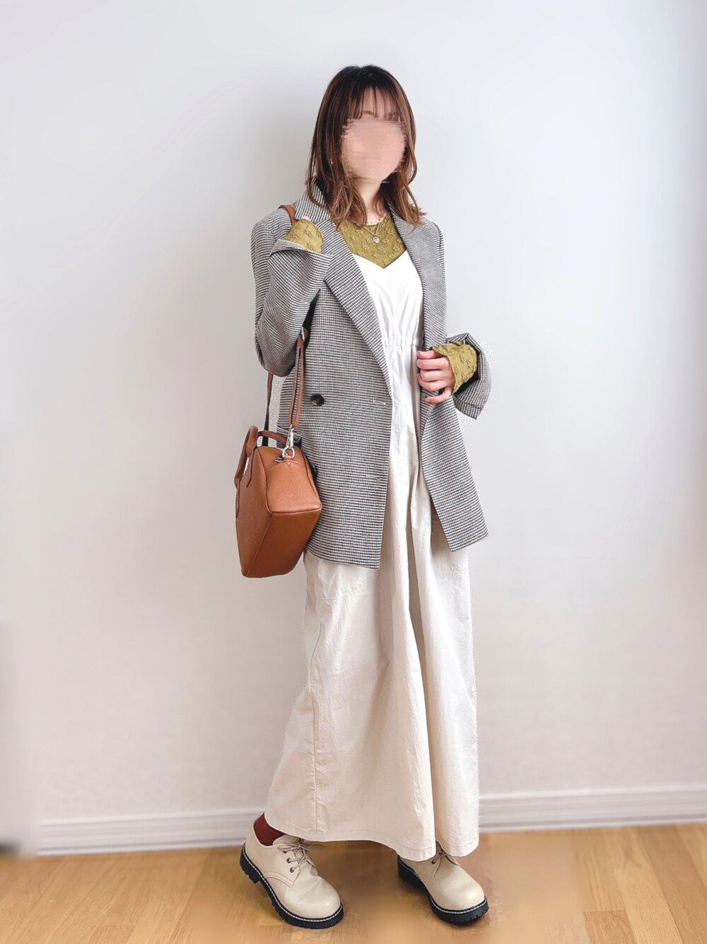 ããŒãžã¥ç³»ã®ããŒã©ãŒããžã£ã±ããããã¯ã€ãç³»ã®ã¯ã³ããŒã¹ãã°ãªãŒã³ç³»ã®Tã·ã£ã/ã«ãããœãŒãççšããã¬ãã£ãŒã¹ã®æ¥ã³ãŒãã£ããŒãã®1æç®ã®åç