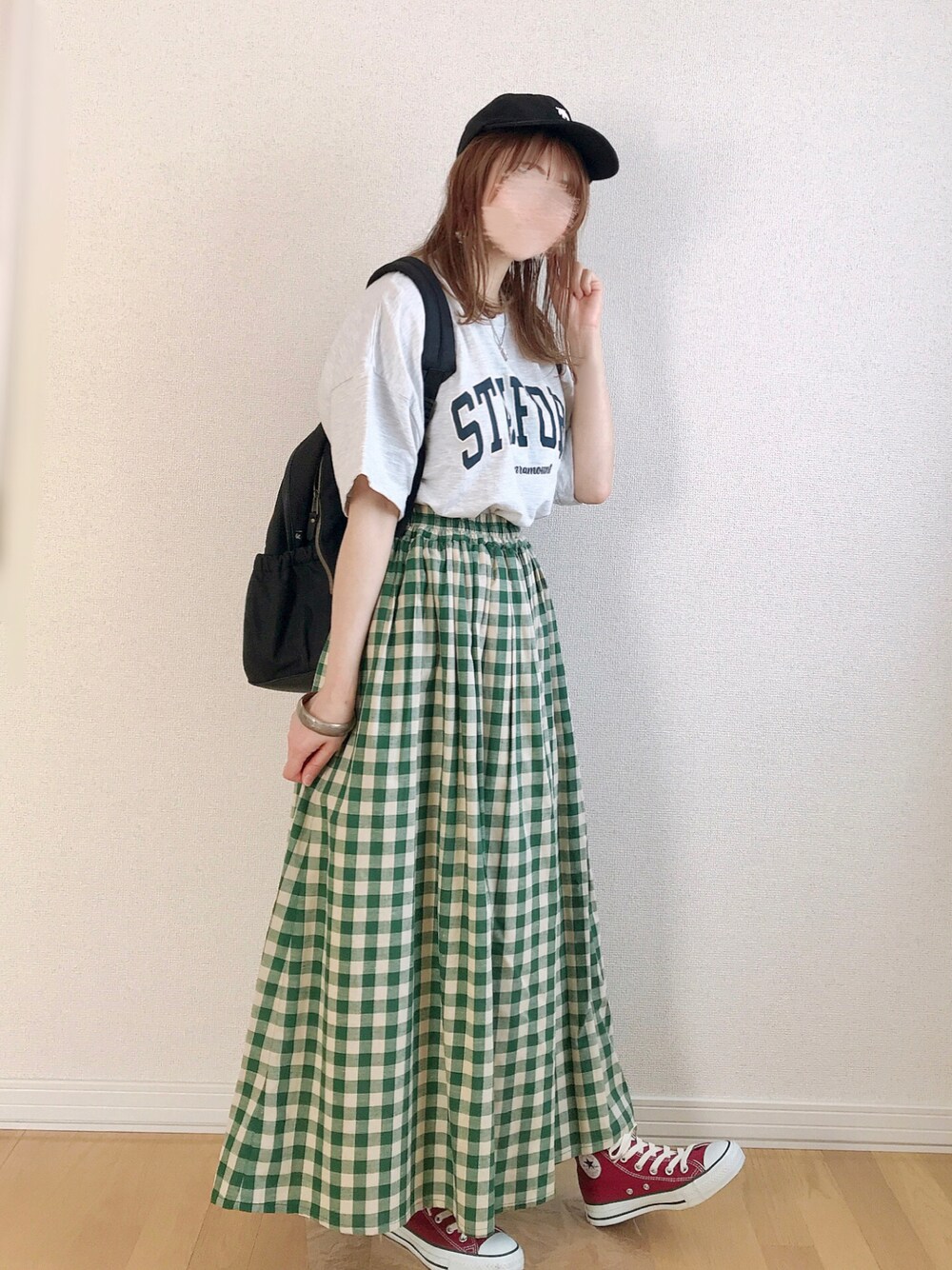 ã°ã¬ãŒç³»ã®Tã·ã£ã/ã«ãããœãŒãã°ãªãŒã³ç³»ã®ã¹ã«ãŒããã¬ããç³»ã®ã¹ããŒã«ãŒãççšããã¬ãã£ãŒã¹ã®æ¥ã³ãŒãã£ããŒãã®1æç®ã®åç