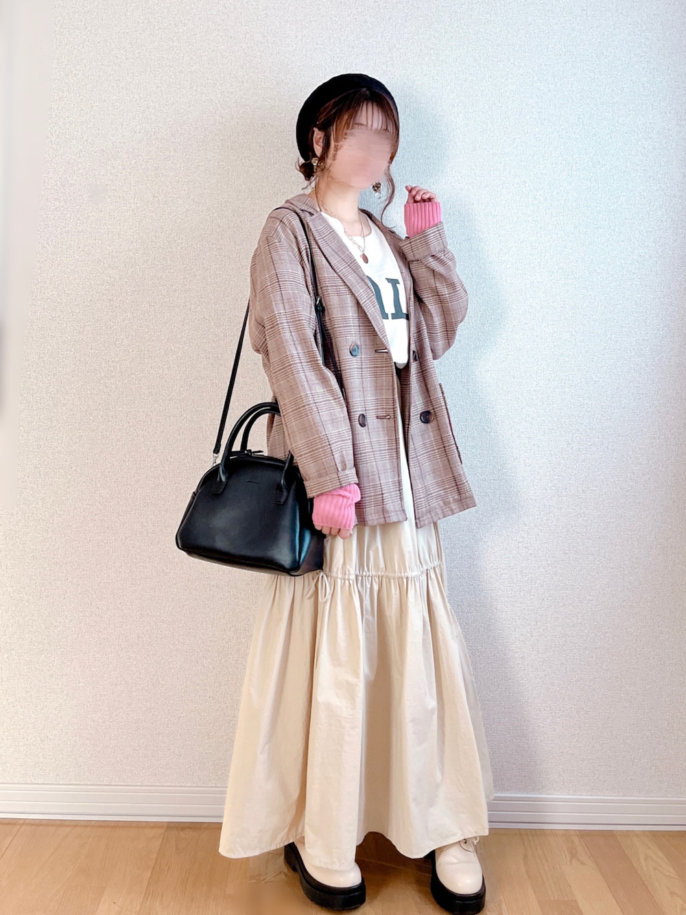 ãã©ãŠã³ç³»ã®ããŒã©ãŒããžã£ã±ããããã¯ã€ãç³»ã®ã¹ãŠã§ããããã¯ã€ãç³»ã®ã¹ã«ãŒããççšããã¬ãã£ãŒã¹ã®ç§ã³ãŒãã£ããŒãã®1æç®ã®åç