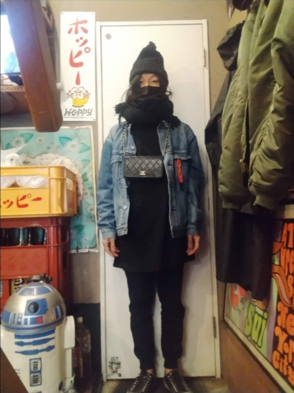 「オトナカジュアル、カジュアルコーデ、おしゃれさんと繋がりたい、休日コーデ、大人カジュアル、春コーデ、今日のコーデ」｜「UNIQLOのアイテム（パンツ、ブラック系）」を使った、hiroさん（メンズ・168cm）の春コーディネートの1枚目の写真
