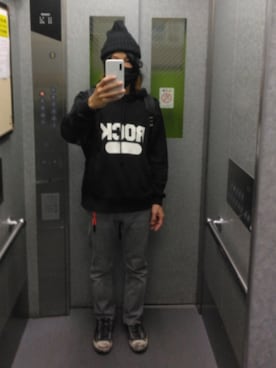 「HELMUT LANG（ヘルムートラング）のアイテム（パンツ）」を使った、hiroさん（メンズ・168cm）の秋コーディネート