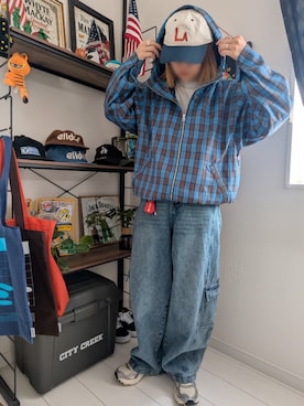 「ASICS（アシックス）のアイテム」を使った、HEMIさん（レディース・157cm）の冬コーディネート