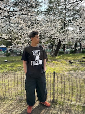 「Needles（ニードルス）のアイテム（パンツ）」を使った、俊彥君さん（メンズ・179cm）の春コーディネート