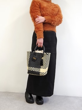 「WOVEN（ウーヴン）のアイテム」を使った、EMC リテール事業部さん（レディース・150cm）の冬コーディネート