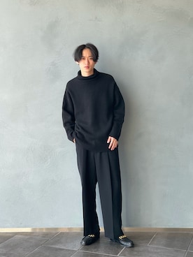 「Lui's（ルイス）のアイテム（ローファー）」を使った、小田十夢さん（メンズ・178cm）の冬コーディネート