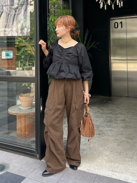 「アイテム（カーゴパンツ）」を使った、Yoshida Aoiさん（レディース・155cm）の秋コーディネート