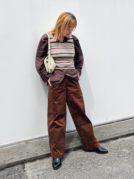 「Kastane（カスタネ）の【CINAMOD】CORDUROYCOCOON-SILHOUETTE PANTS（その他パンツ、ブラウン系）」を使った、Yoshida Aoiさん（レディース・155cm）の秋コーディネート