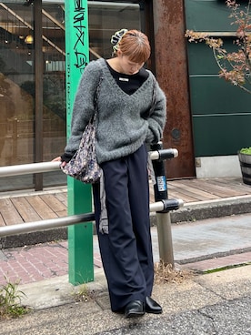 「アイテム（スラックス）」を使った、Yoshida Aoiさん（レディース・155cm・30代）の秋コーディネート