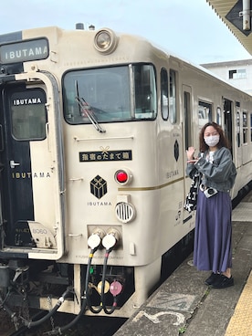 「JENAのアイテム」を使った、Misakiさん（レディース・160cm）の春コーディネート