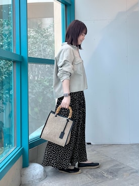 「かぐれ（カグレ）のアイテム」を使った、くずみさん（レディース・159cm）の春コーディネート