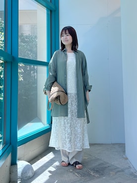 「URBAN RESEARCH DOORS（アーバンリサーチドアーズ）の『WEB/一部店舗限定カラー』ラミーコットンビックシャツ（シャツ/ブラウス、グリーン系）」を使った、くずみさん（レディース・159cm）の春コーディネート
