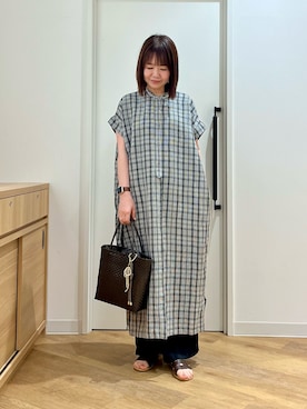 「RODE SKO（ロデスコ）のアイテム（バッグ）」を使った、くずみさん（レディース・159cm）の春コーディネート