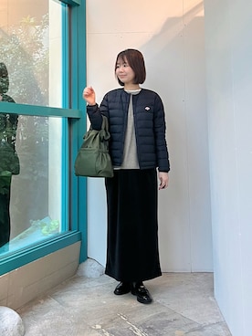 「URBAN RESEARCH DOORS（アーバンリサーチドアーズ）のナイロンドロストトートバッグ（トートバッグ、グリーン系）」を使った、くずみさん（レディース・159cm）の秋コーディネート