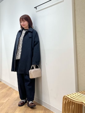 「アイテム（ステンカラーコート）」を使った、くずみさん（レディース・159cm・40代）の冬コーディネート