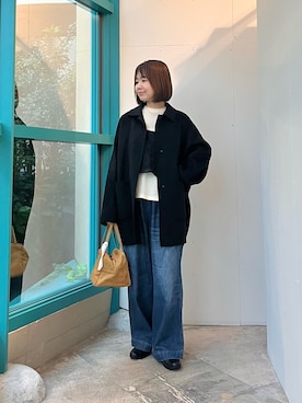 「かぐれ（カグレ）のエイジドデニムイージーパンツ（デニムパンツ、ブルー系）」を使った、くずみさん（レディース・159cm）の秋コーディネート