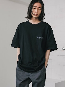 「FOG ESSENTIALS（エフオージーエッセンシャルズ）のアイテム（Tシャツ/カットソー）」を使った、Rooptokyoさん（メンズ・175cm）の春コーディネート