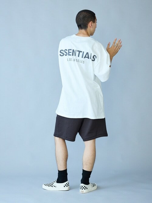 【FOG】ESSENTIALS レイカーズ半袖Tシャツ 関税送料込み FOG ESSENTIALS - 【LA限定】REFLECTOR LOGO S/S TEE / ブラック