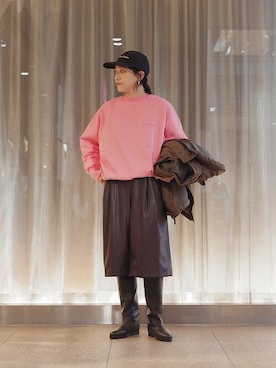 「アイテム（ダウンベスト）」を使った、増田さん（レディース・157cm）の秋コーディネート