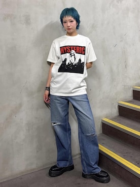 「HYSTERIC GLAMOUR（ヒステリックグラマー）のRESIZE加工 デニムストレートパンツ（デニムパンツ、ブルー系）」を使った、sakurakoさん（レディース）の春コーディネート