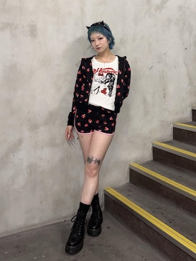 「HYSTERIC GLAMOUR（ヒステリックグラマー）のEVIL カチューシャ（カチューシャ、ブラック系）」を使った、sakurakoさん（レディース）の春コーディネート
