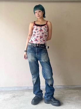 「HYSTERIC GLAMOUR（ヒステリックグラマー）のHRA加工 WW2ストレートデニムパンツ（Denim pants、ブルー系）」を使った、sakurakoさん（レディース）の夏コーディネート