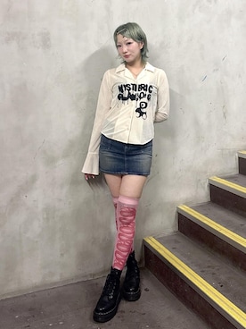 「HYSTERIC GLAMOUR（ヒステリックグラマー）のバックレースアップ マイクロミニデニムスカート（スカート、ブルー系）」を使った、sakurakoさん（レディース）の夏コーディネート
